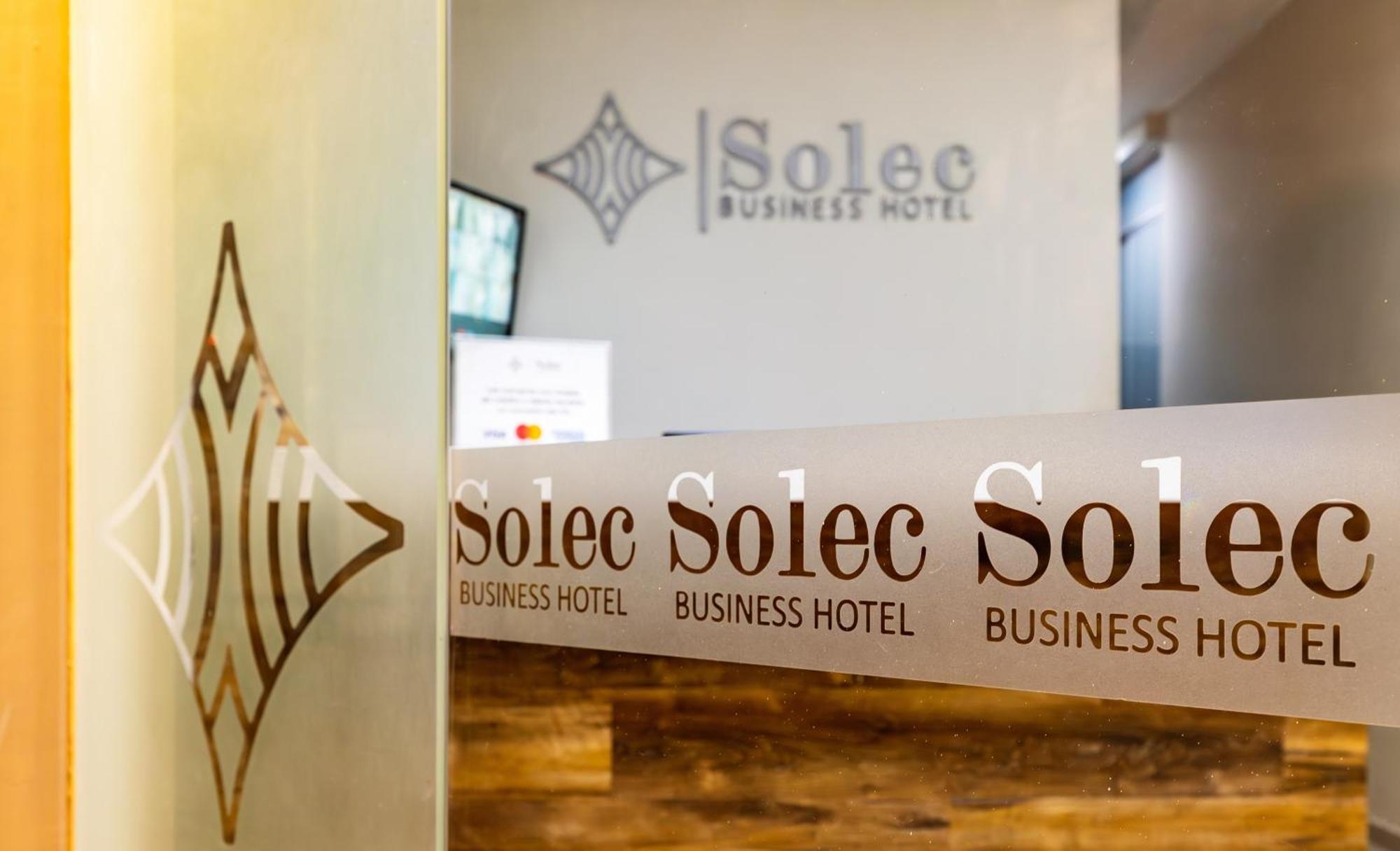 Hotel Solec 皮乌拉 外观 照片