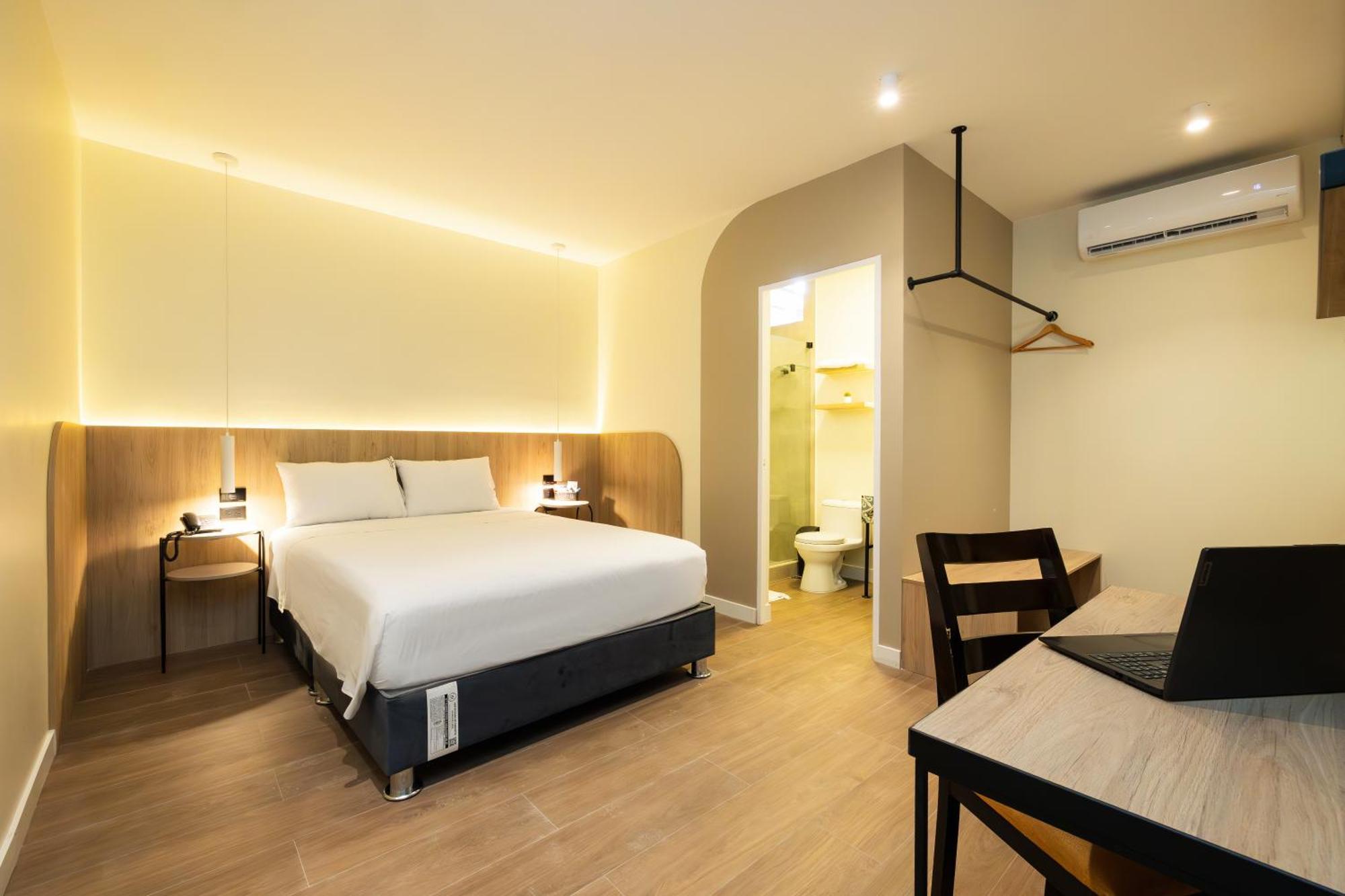 Hotel Solec 皮乌拉 外观 照片